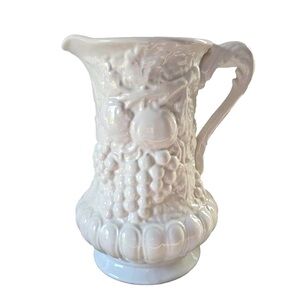 Vintage grape picture.‎ 11 inches tall. Brand new condition.